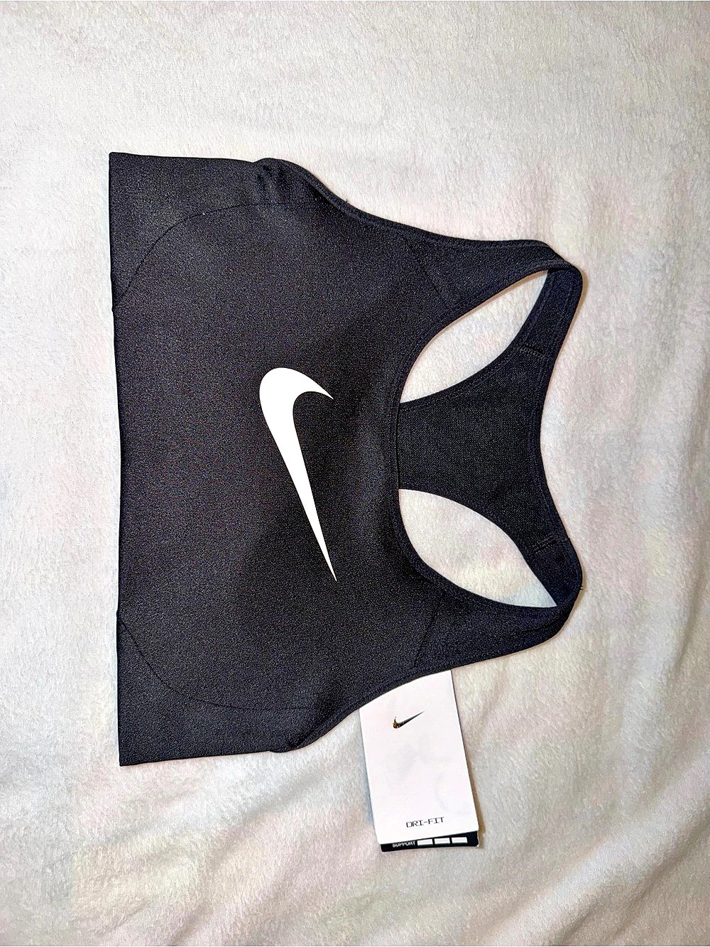 Nike Swoosh Dri-FIT sports bra Black xs NWT